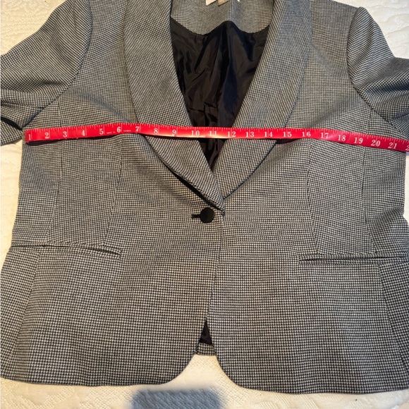 Suit Jacket - Picture 8 of 8